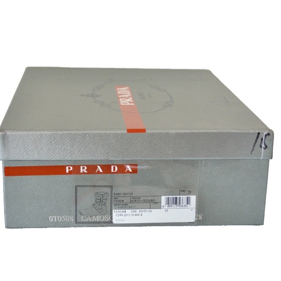 NIB AUTHENTIC PRADA SHEARLING GIRLS BOOTS - Picture 7 of 7
